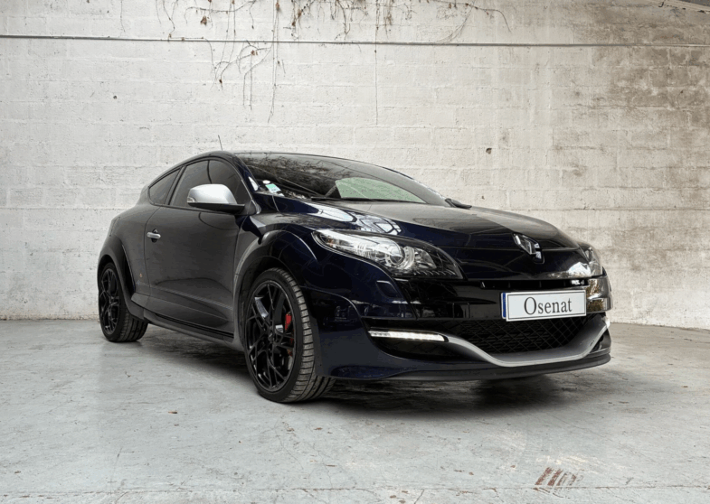 vente aux enchères Osenat Youngtimers Epoqu'Auto 2025