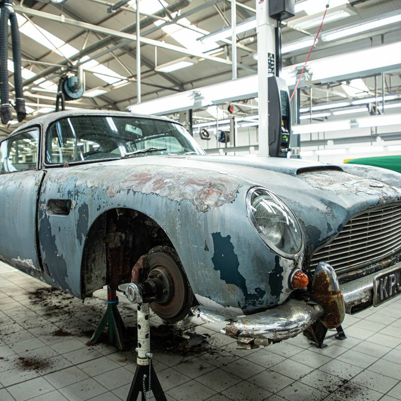 Aston Martin DB5 voiture James Bond