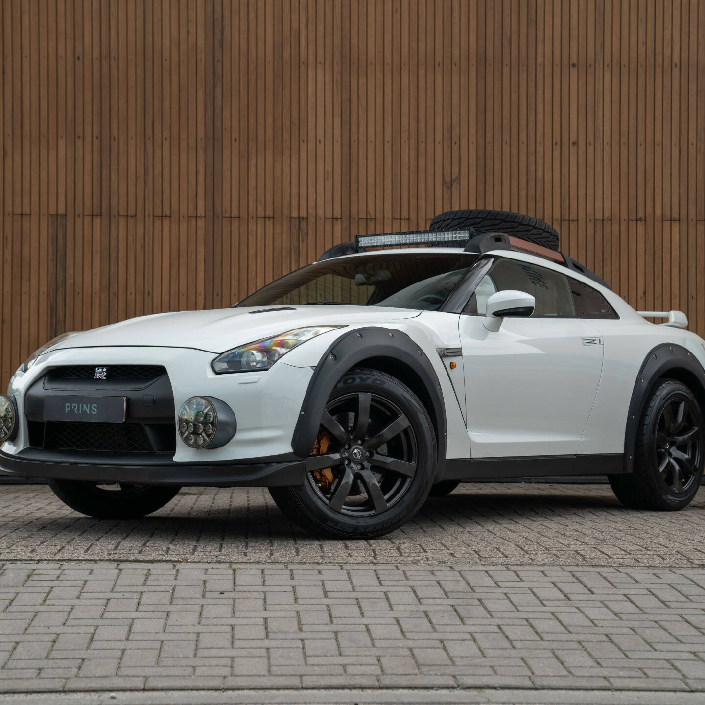 Nissan GT-R off-road