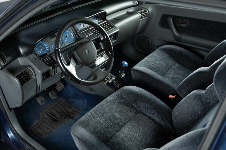 vente Renault youngtimer Clio Williams The Renault Icons