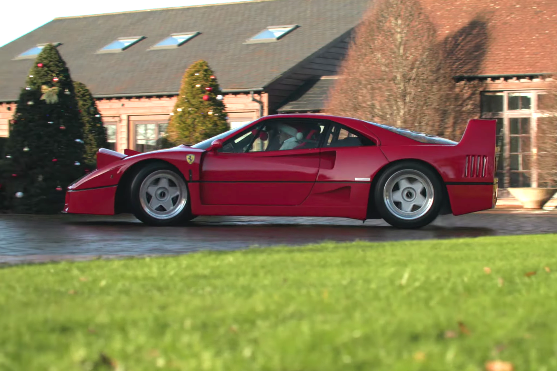 Vidéo Ferrari F40 drift Noël Girado & Co