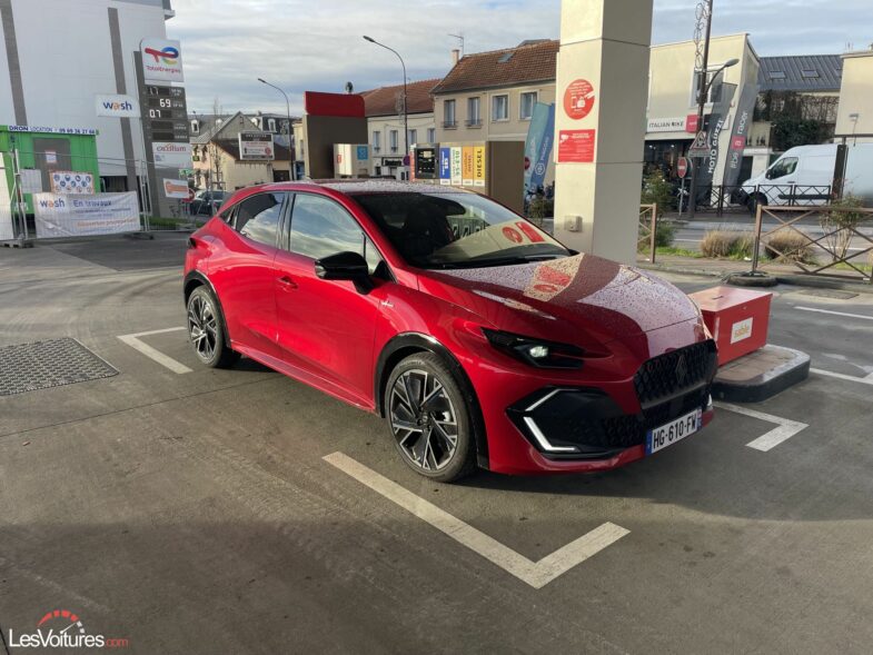 Rétromobile Renault Clio Cliorama Renault Clio 6