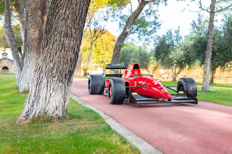 F1 Formule 1 Ferrari F92A Jean Alesi Artcurial Motorcars Automobile Legends
