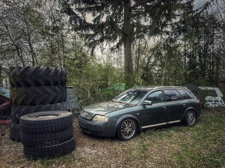 urbex automobile voitures abandonnées