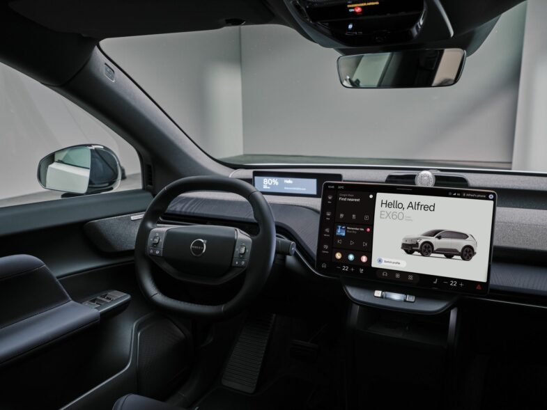 SUV 100 % électrique Volvo EX60 2026