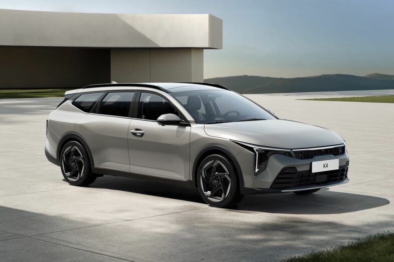 break hybride Kia K4 Sportswagon