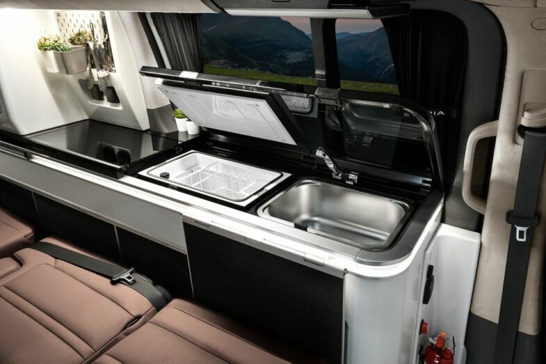 van life camping-car électrique Hyundai Camper Concept van aménagé