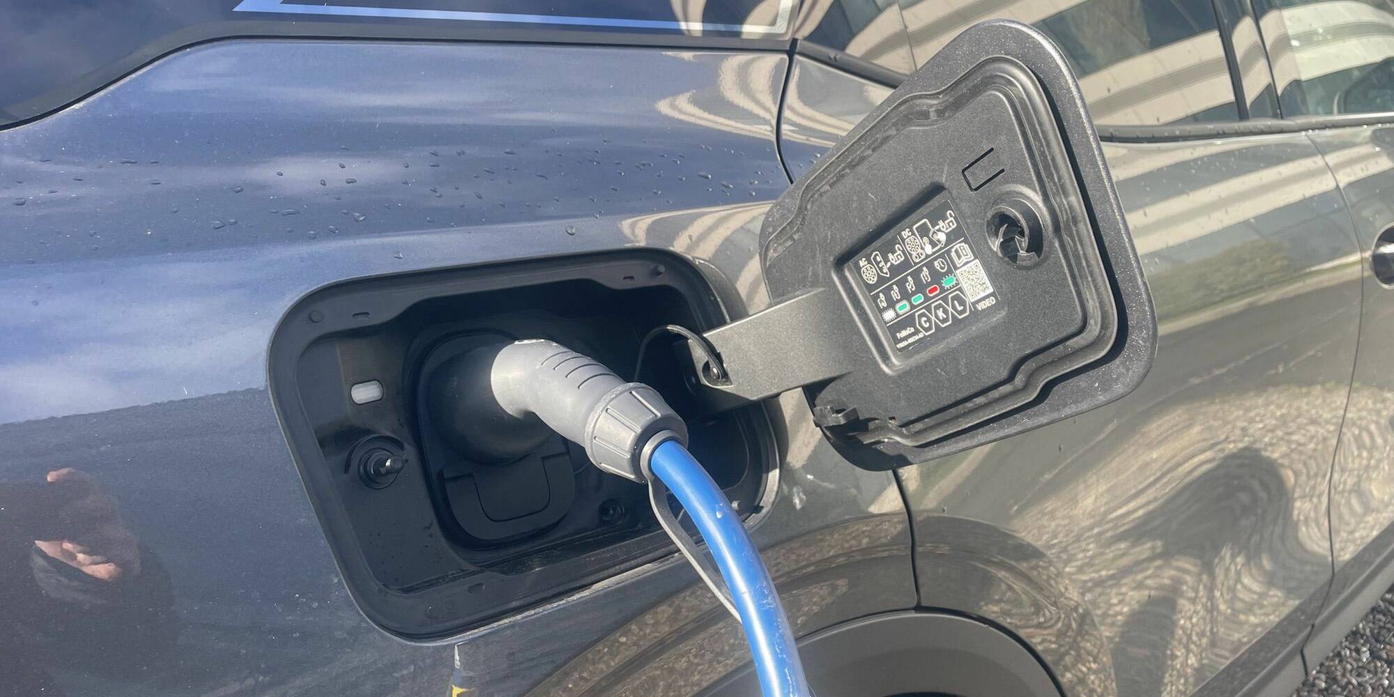 voitures électriques prix assurance voiture électrique ACEA ventes voitures électriques France Europe UE