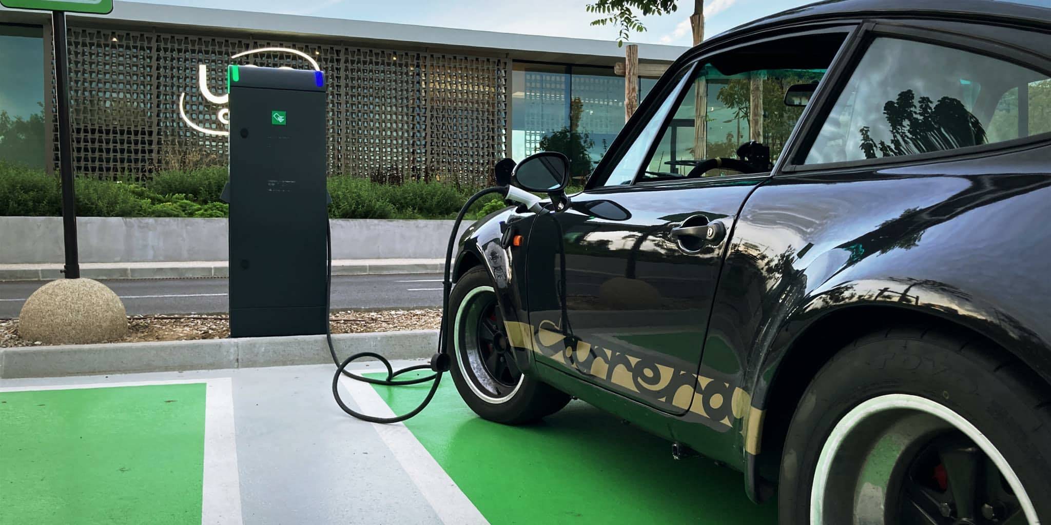 Porsche 911 SC électrique Tesla rétrofit