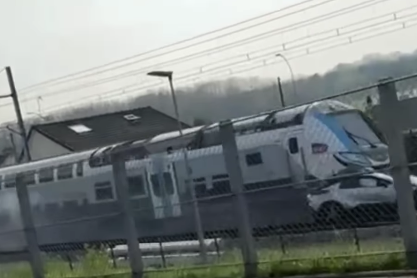 train voiture RER D accident vidéo