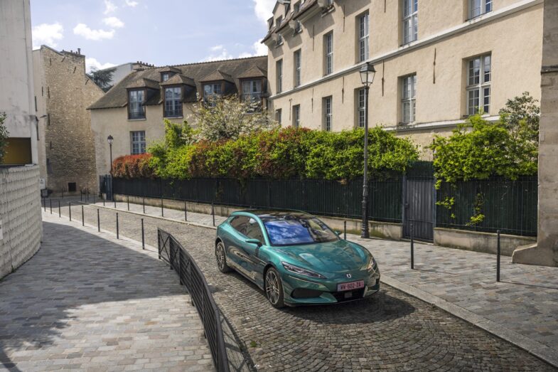 Denza Z9GT voiture électrique BYD