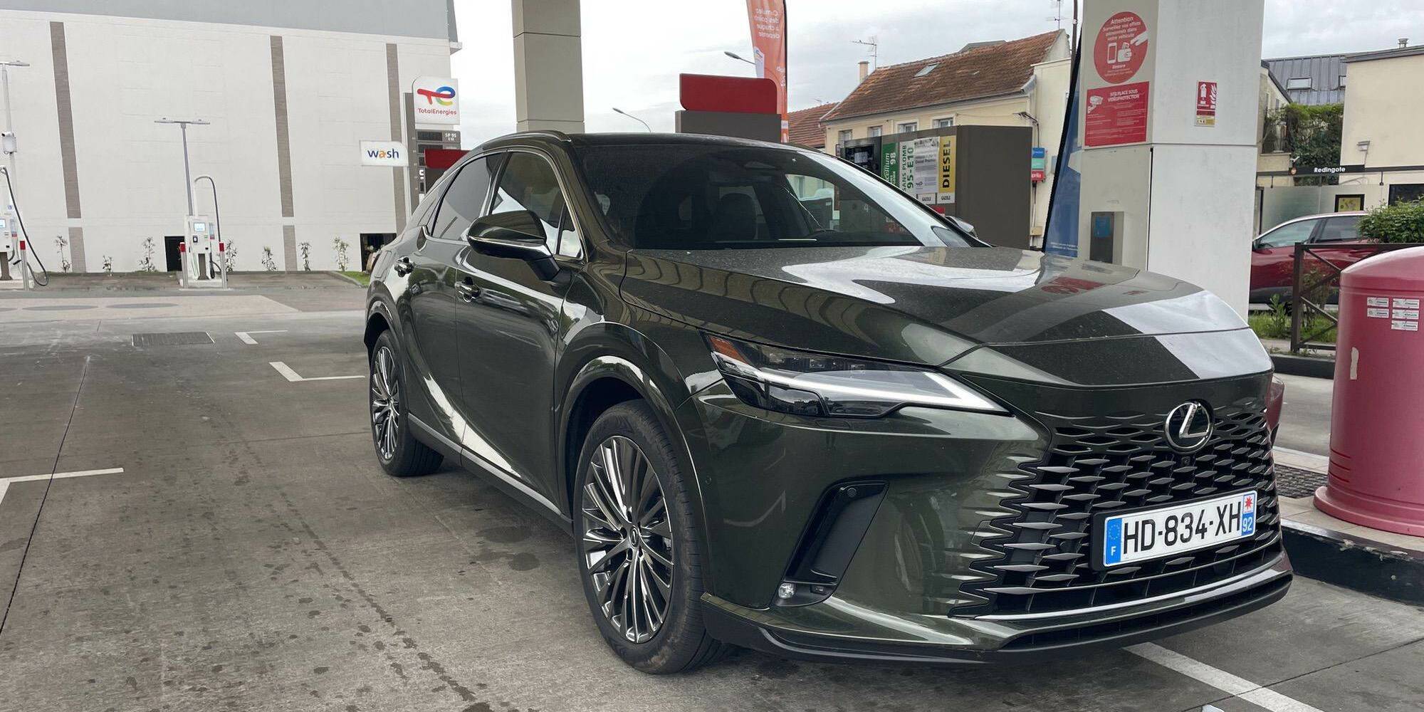 essai test consommation SUV Lexus RX 450h+