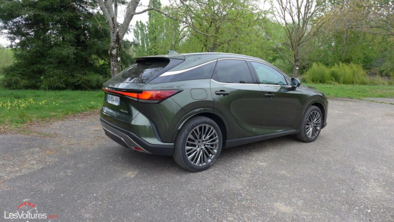 essai test consommation SUV Lexus RX 450h+