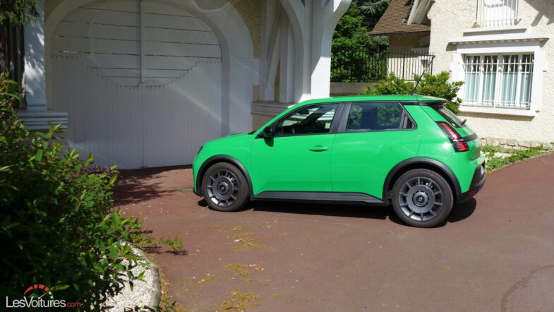 Renault 5 E-Tech électrique FIVE