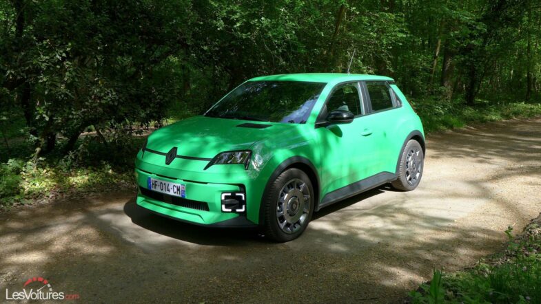 Renault 5 E-Tech électrique jantes dorées