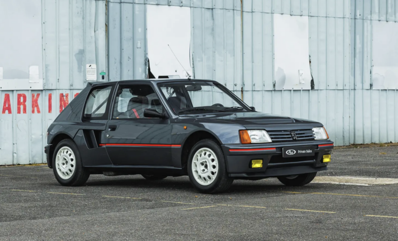 youngtimer Peugeot 205 T16 Turbo 16 RM Sotheby's