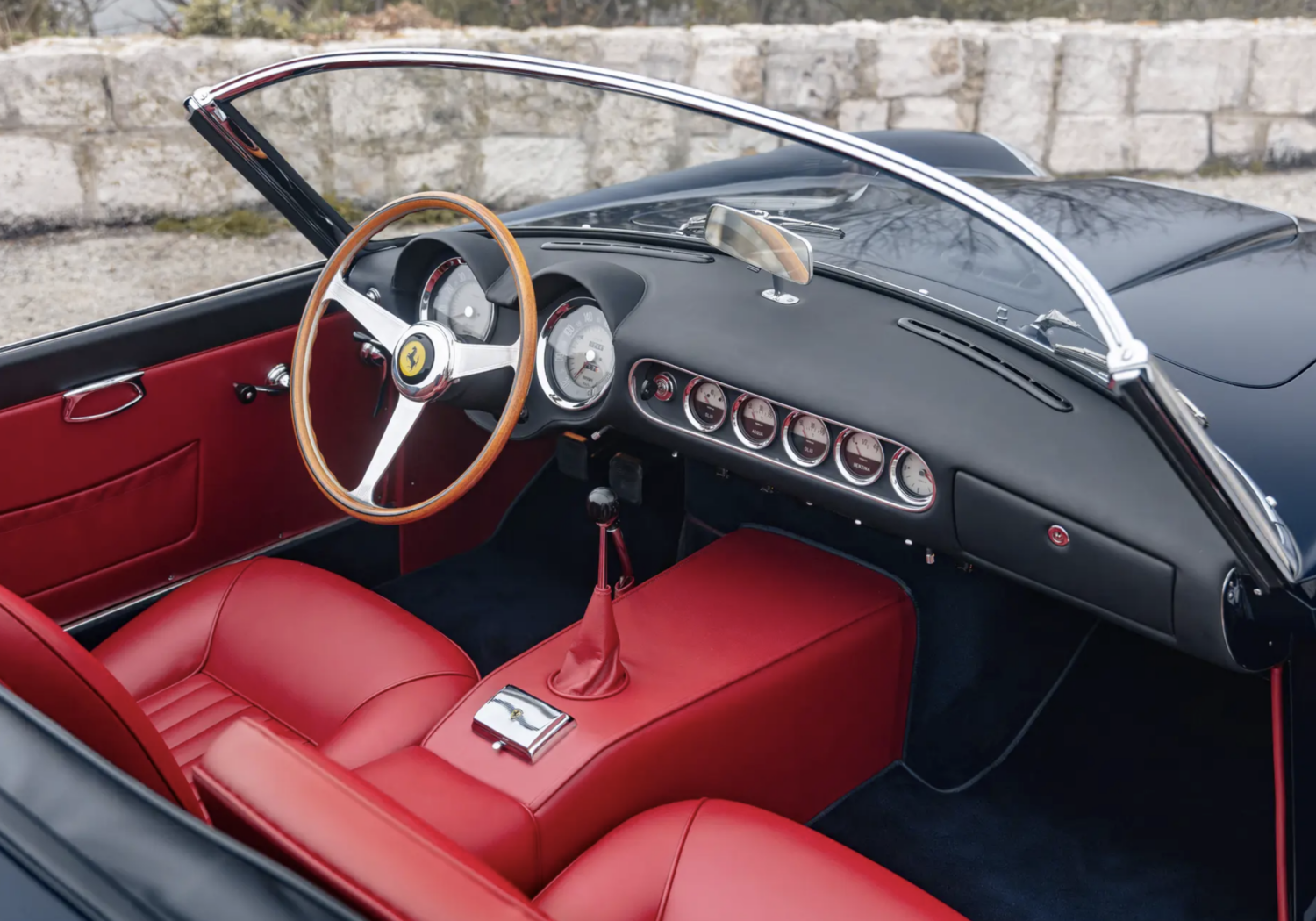 ferrari-250-gt-swb-california-spider-ic-ne-absolue-pr-te-enflammer