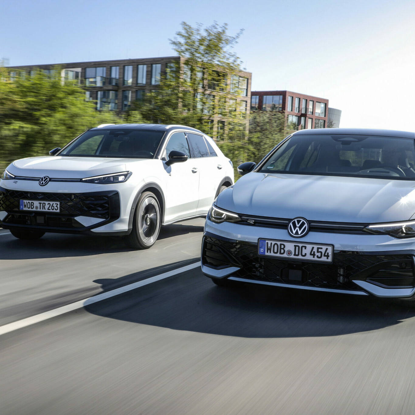 Volkswagen Golf T-Roc Hybrid