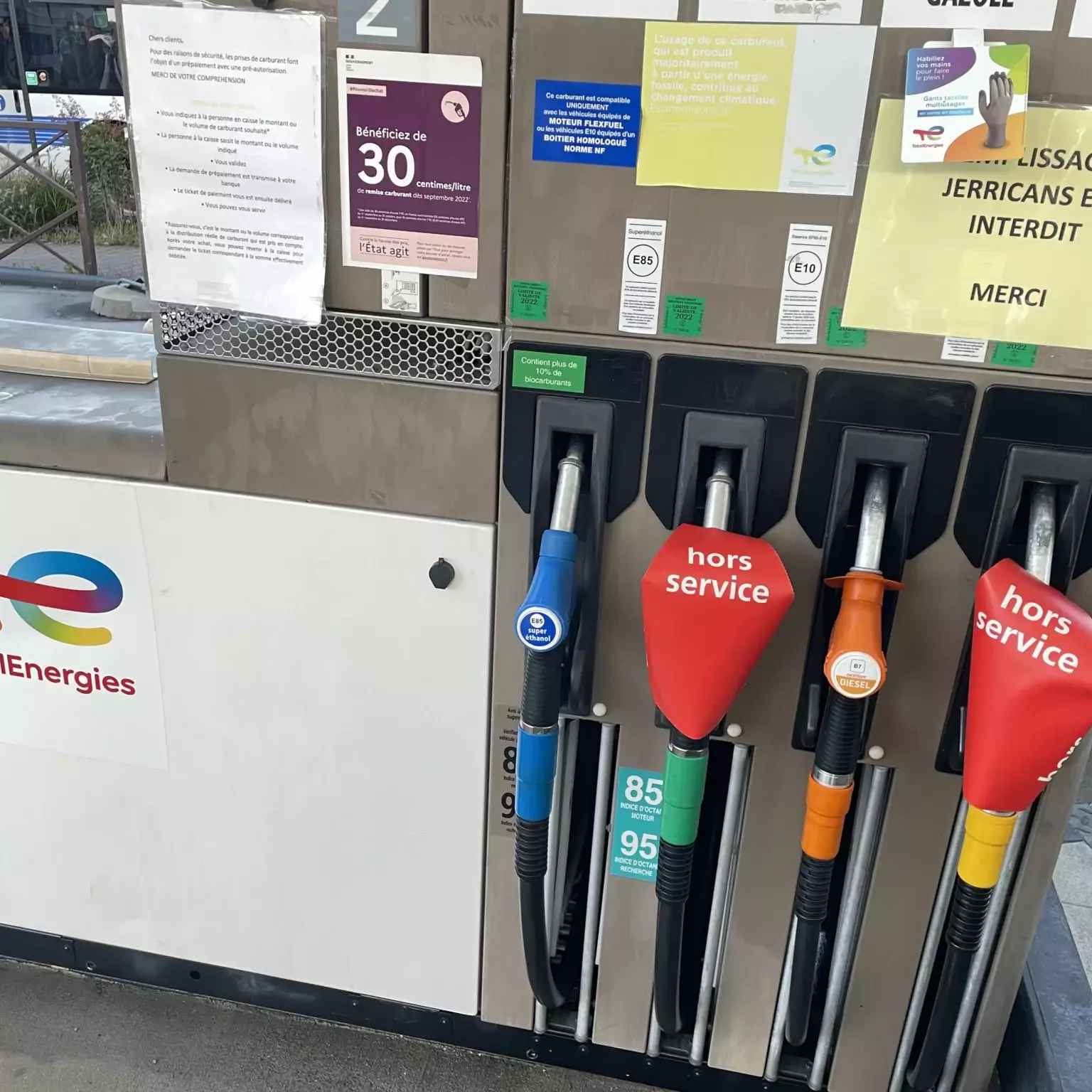 blocage prix des carburants totalenergies