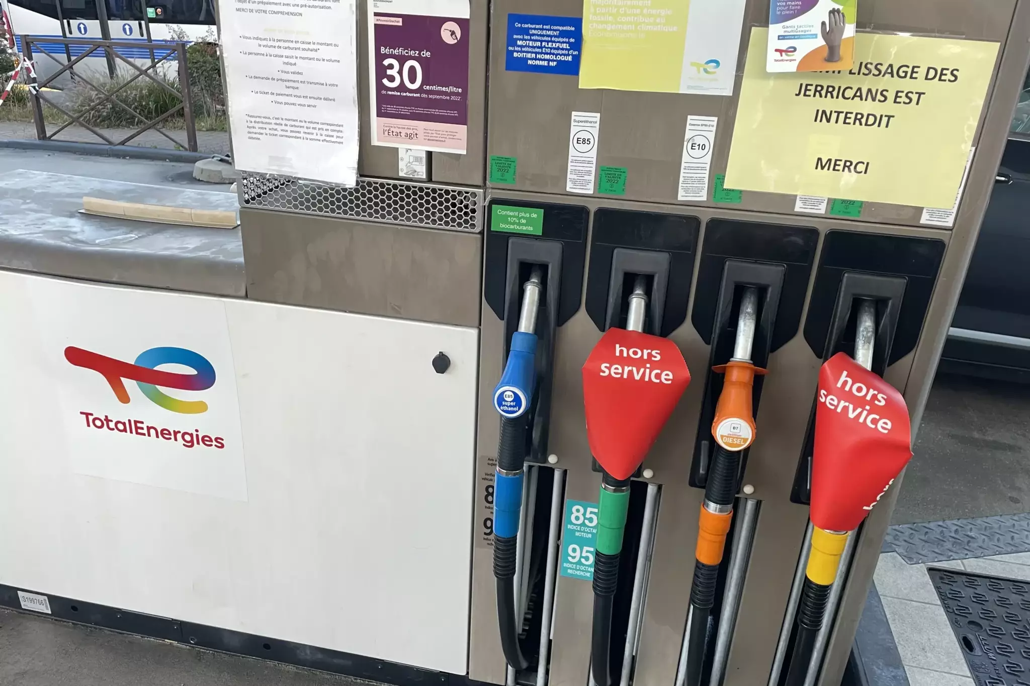 blocage prix des carburants totalenergies