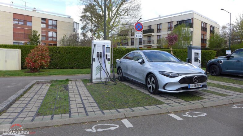 Parly 2 Le Chesnay-Rocquencourt bornes de recharge voitures électriques