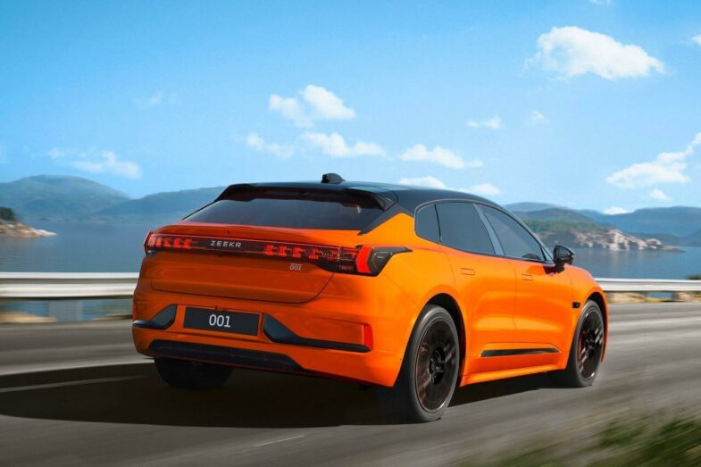 voitures électriques chinoises Zeekr 001