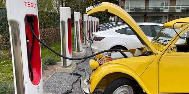 Citroën 2CV électrique 2028 E-Car Stellantis rétrofit R-Fit