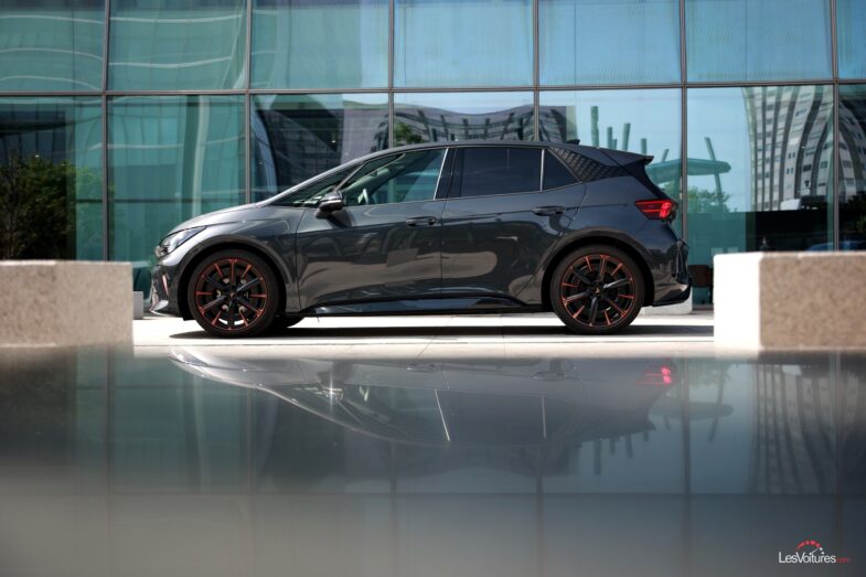 essai Cupra Born VZ compacte électrique