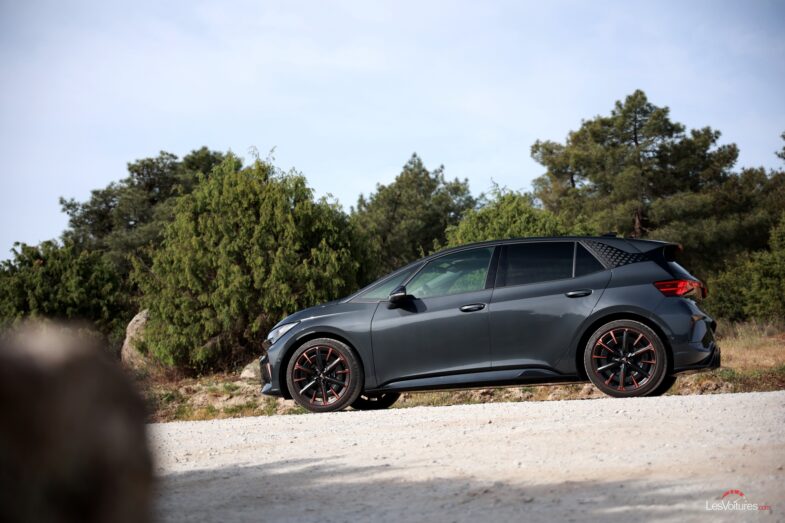 essai Cupra Born VZ compacte électrique