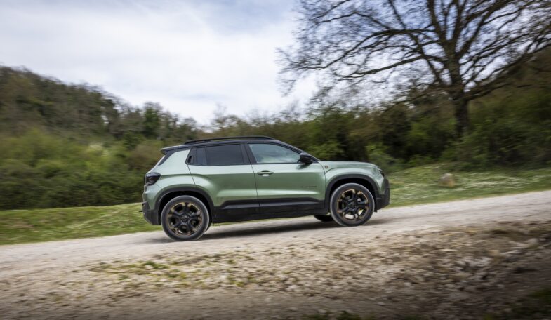 Jeep Avenger restylé 2026 SUV