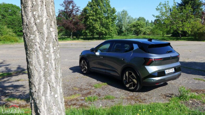 essai consommation Mitsubishi Eclipse Cross Renault Scénic électrique