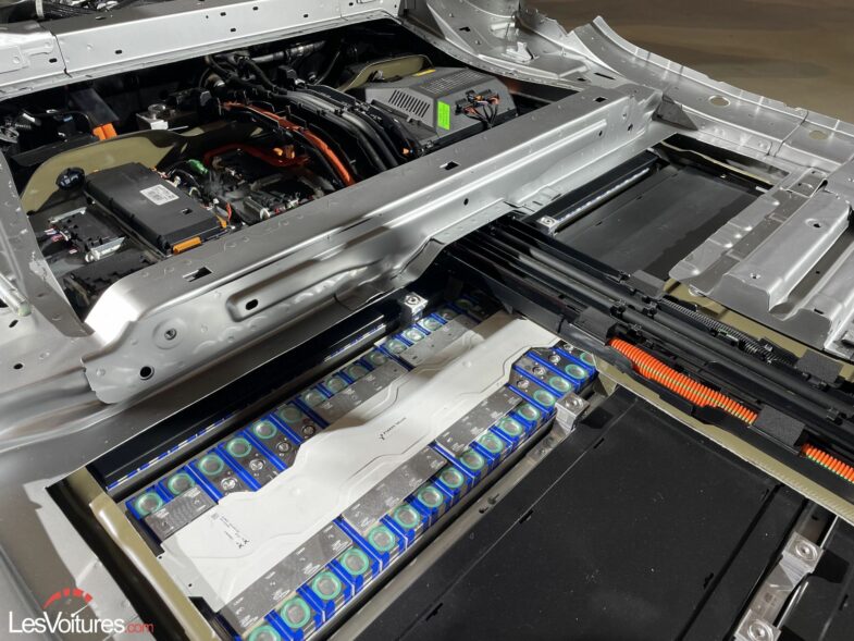 voitures électriques batteries lithium