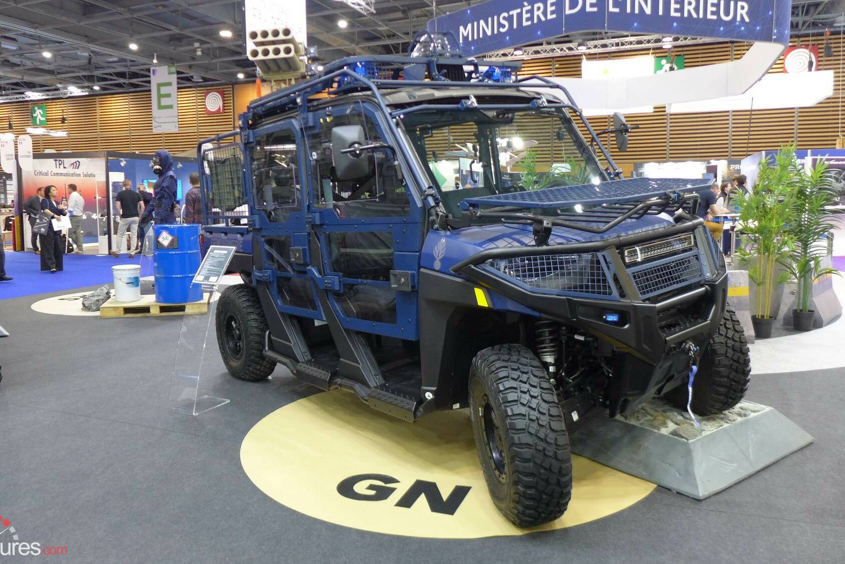 Gendarmerie nationale Police nationale Quad Polaris électrique RAID Eurosatory