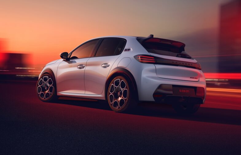 Peugeot e-208 GTi