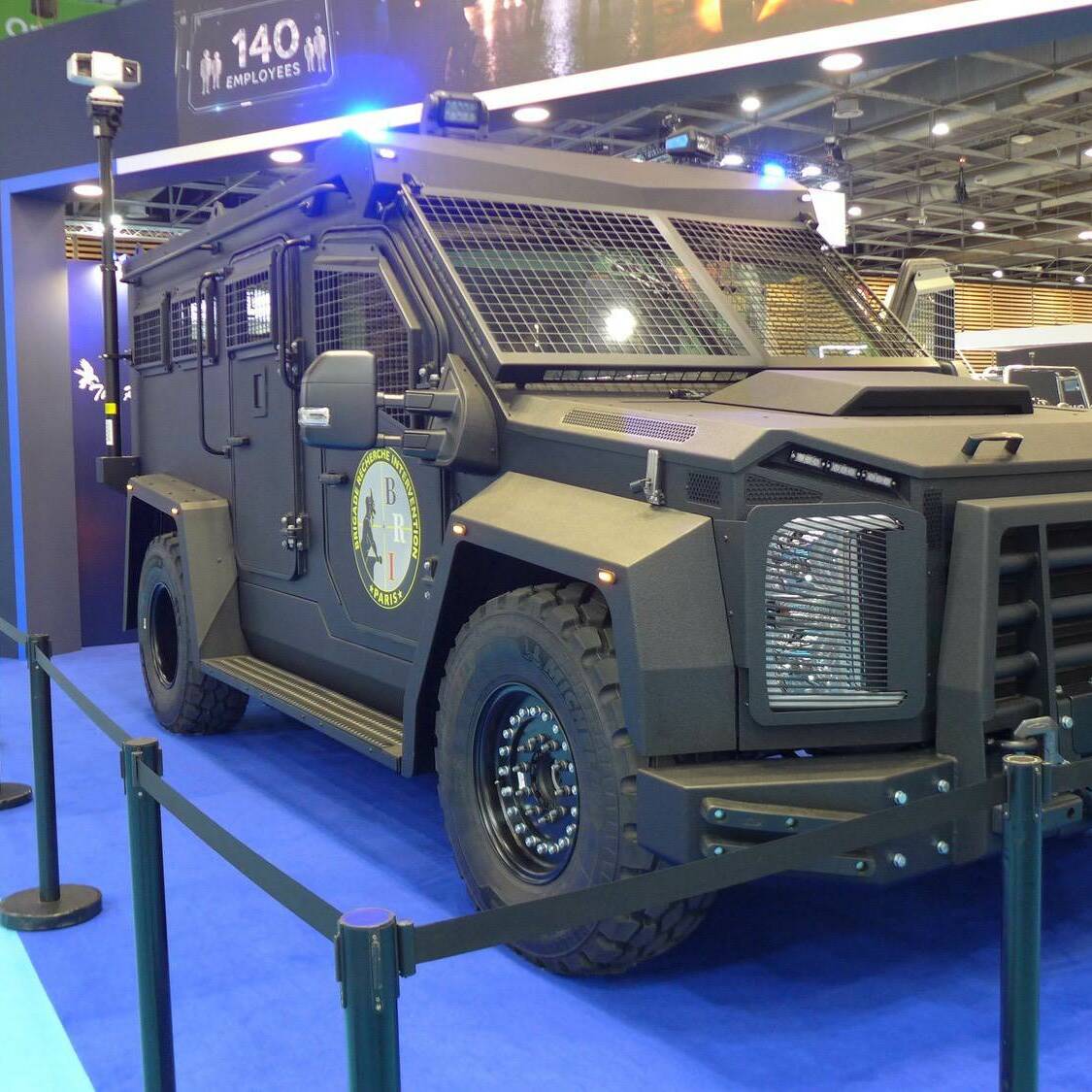 The Raven Centingon France RAID GIGN BRI véhicule militaire blindé Eurosatory