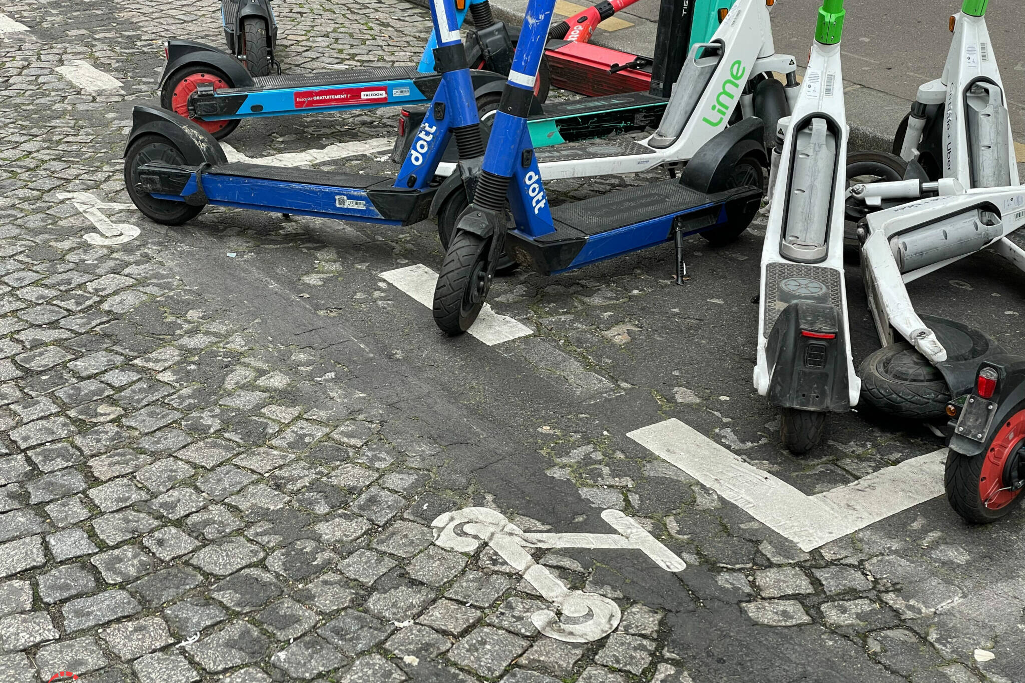 trottinettes électriques EDPM