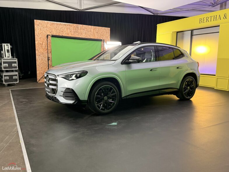 Mercedes-Benz GLA SUV 2026