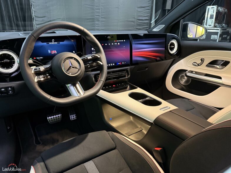 Mercedes-Benz GLA SUV 2026
