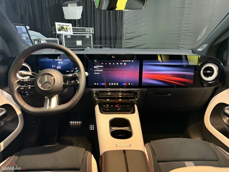 Mercedes-Benz GLA SUV 2026