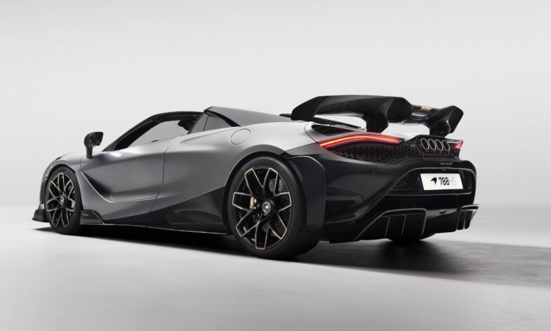 supercar McLaren 788 HS
