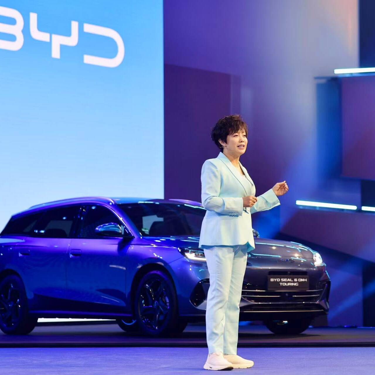 BYD Renault Stella Lee intelligence économique