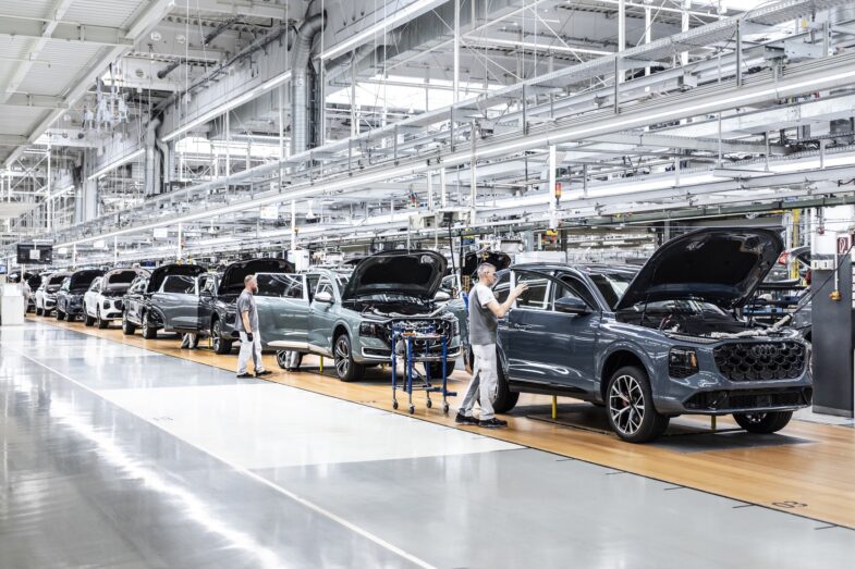 SUV Audi Q9 2026