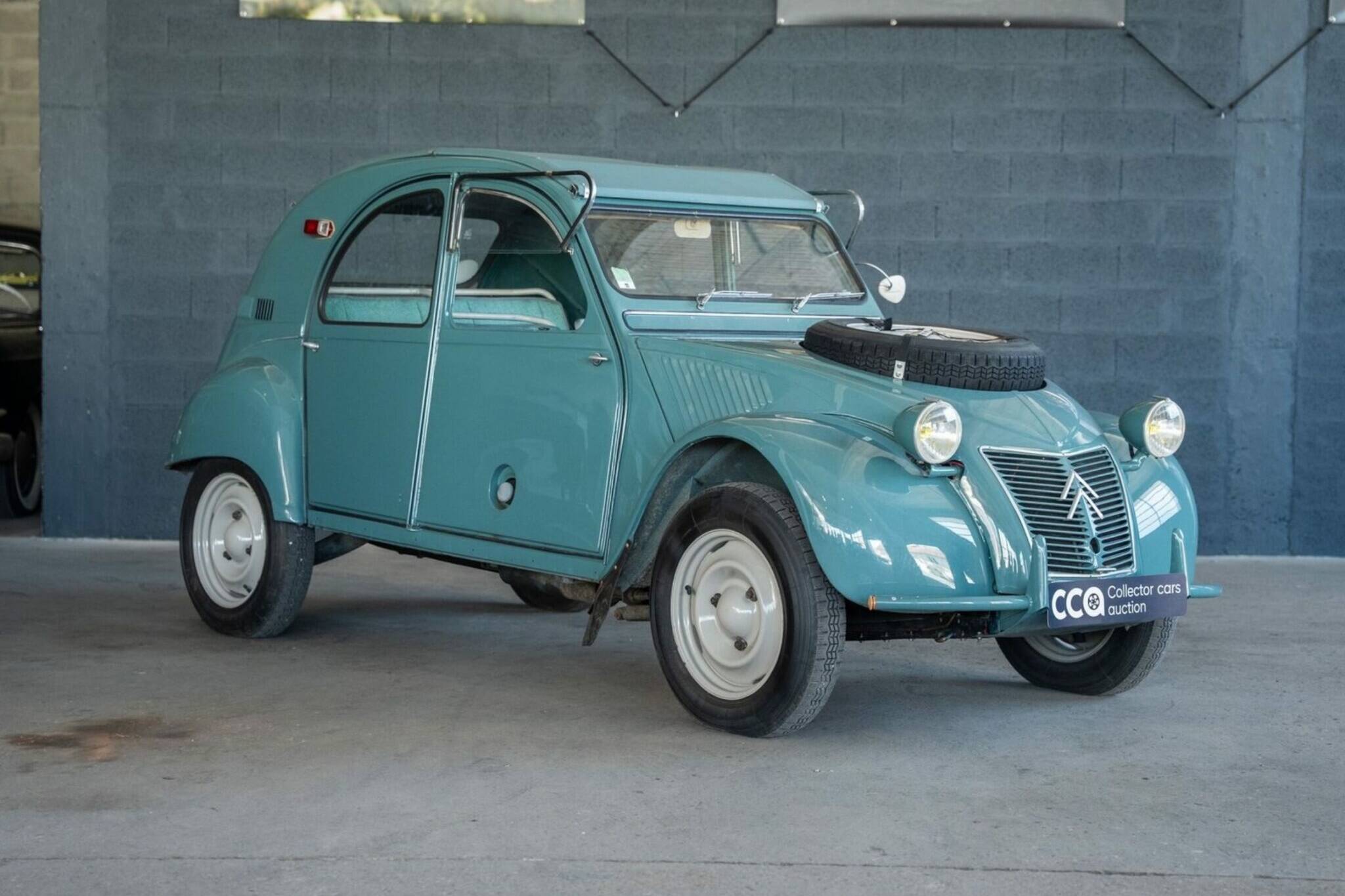 Citroën 2CV Sahara Rétromania