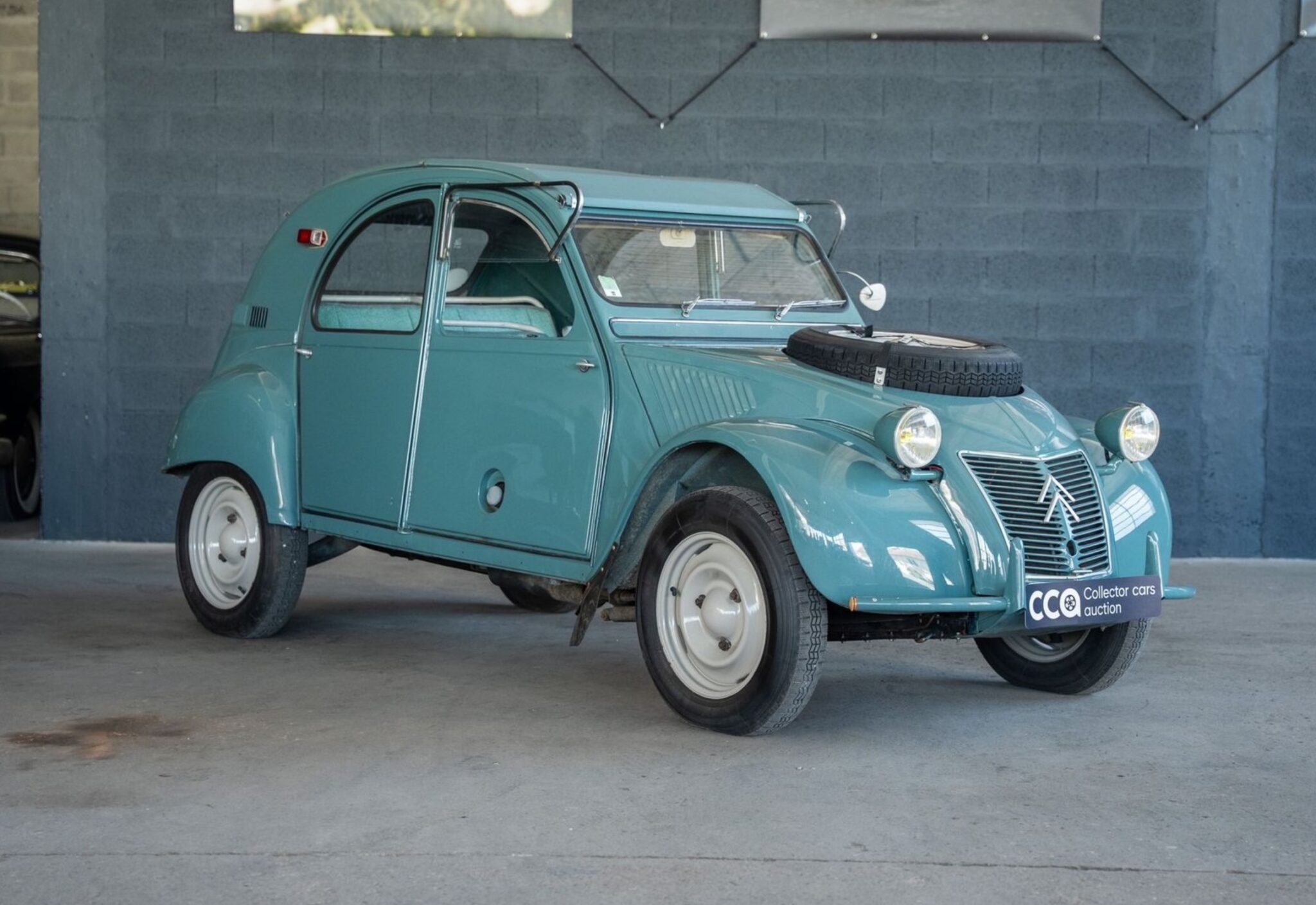 Citroën 2CV Sahara Rétromania