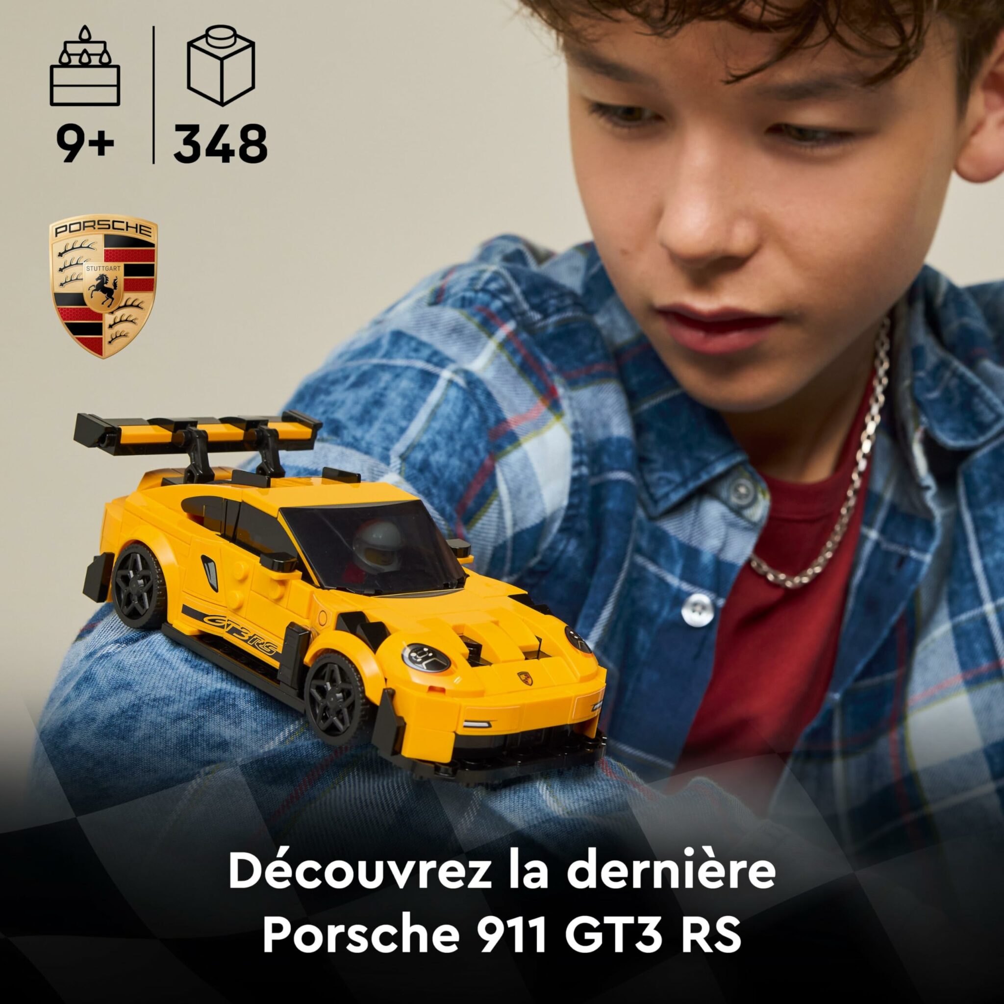 Maquette de voiture LEGO Porsche 911 GT3 RS avec pilote – vue 2