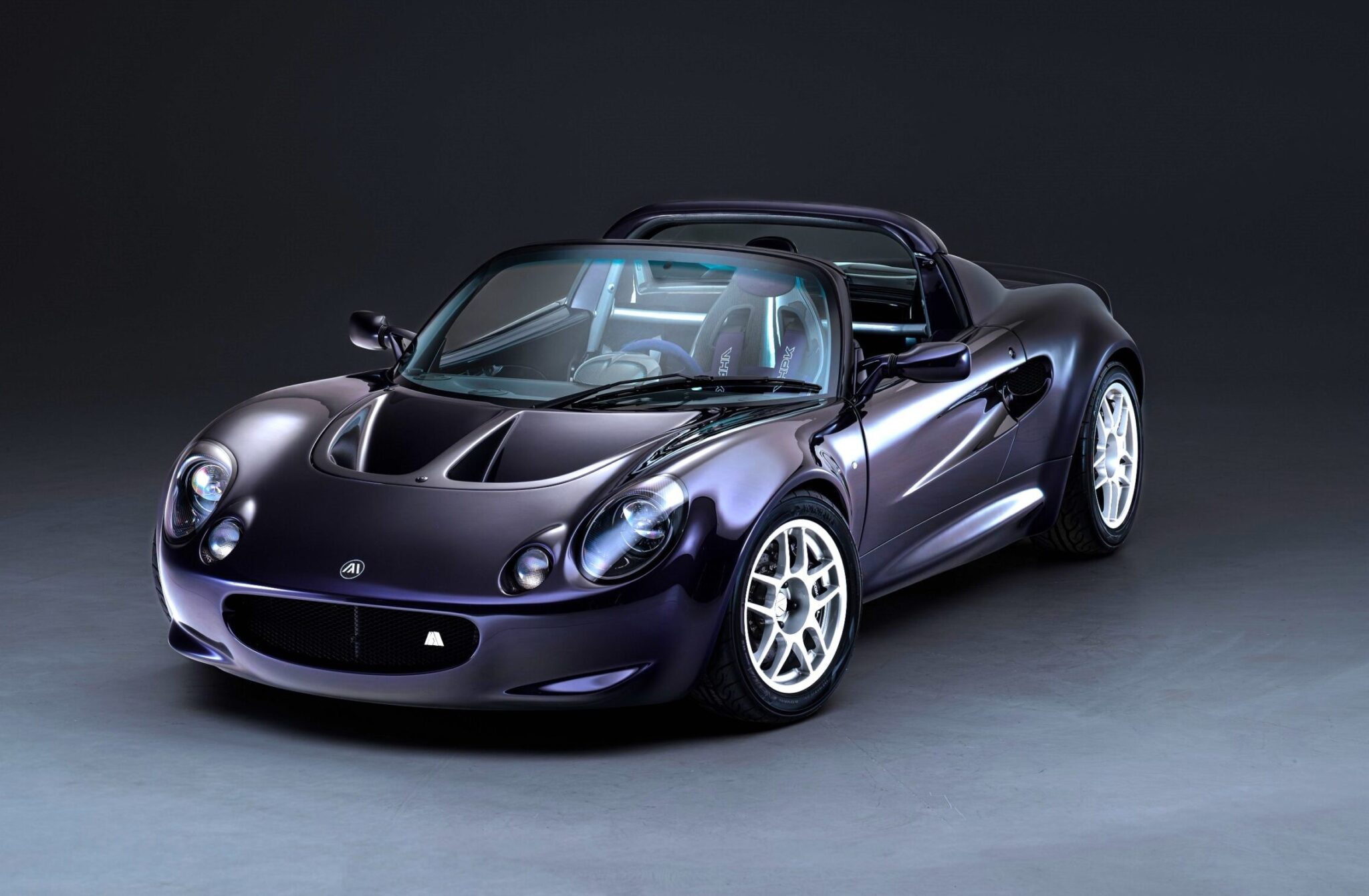 Analogue Automotive VHPK Lotus Elise restomod