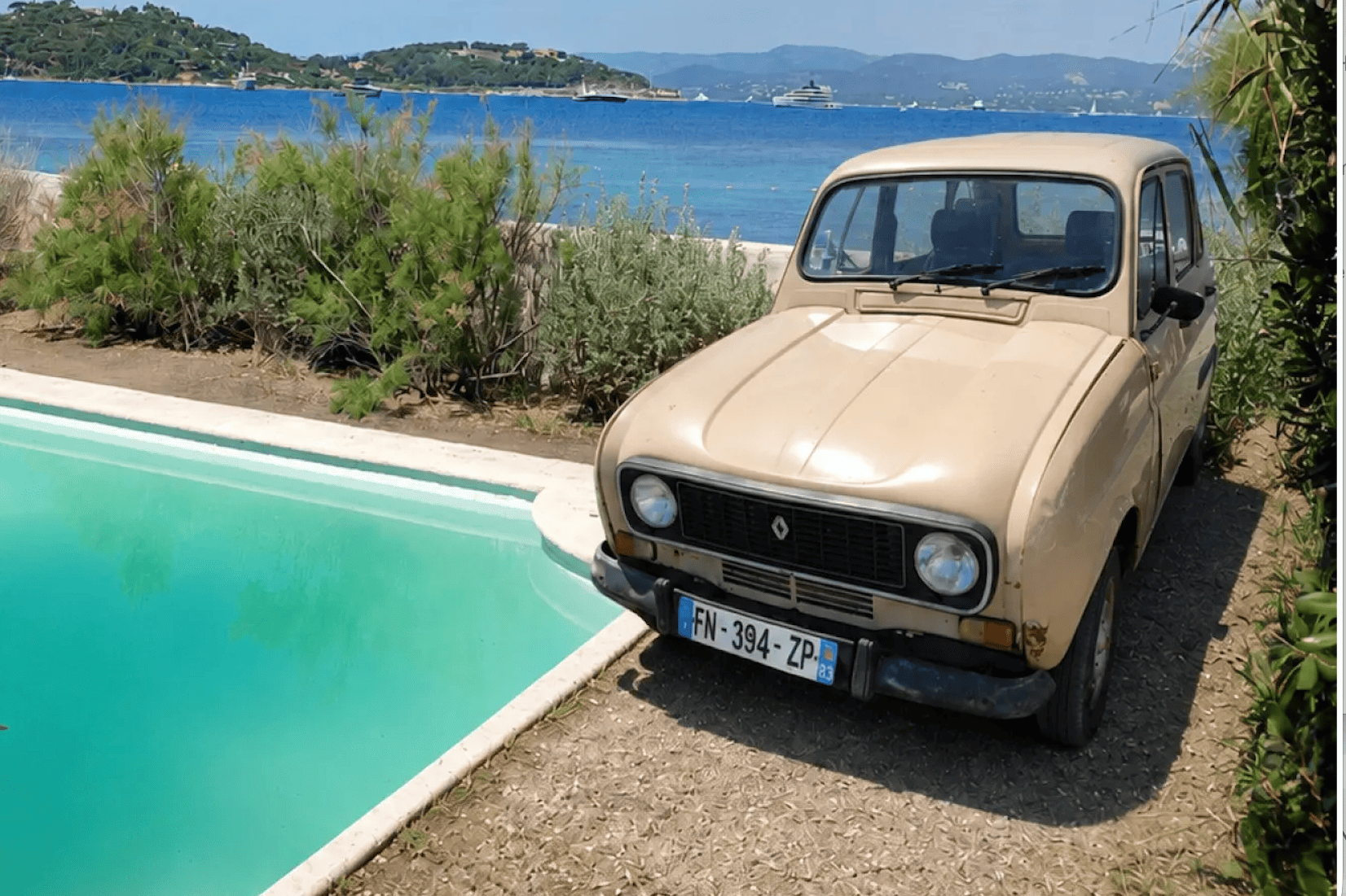 Renault 4 Safari 4L Brigitte Bardot