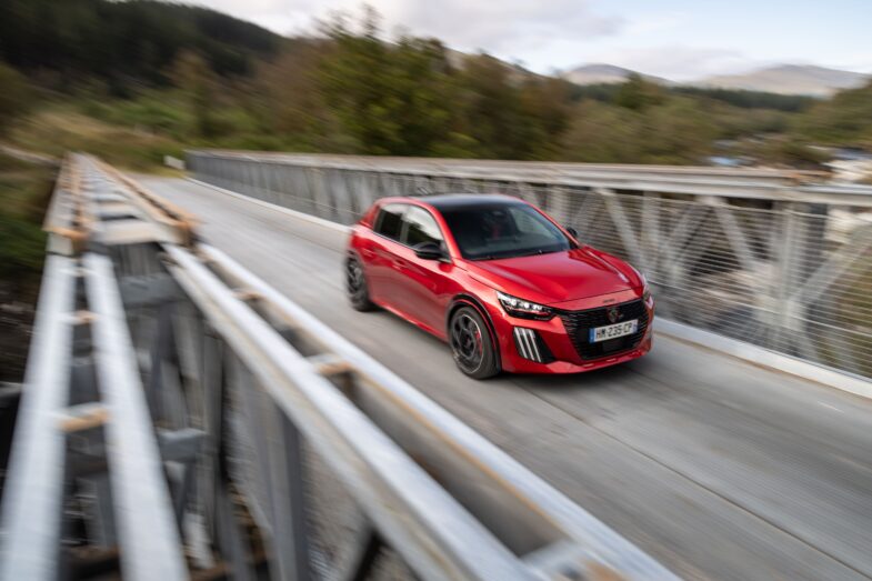 essai Peugeot e-208 GTi citadine électrique